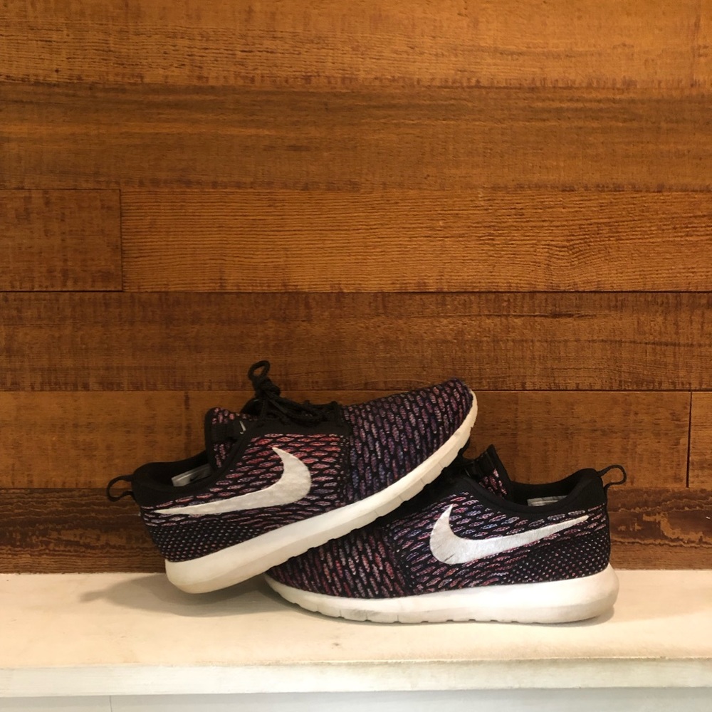 Roshe Run One Multicolor Flyknit SZ:9